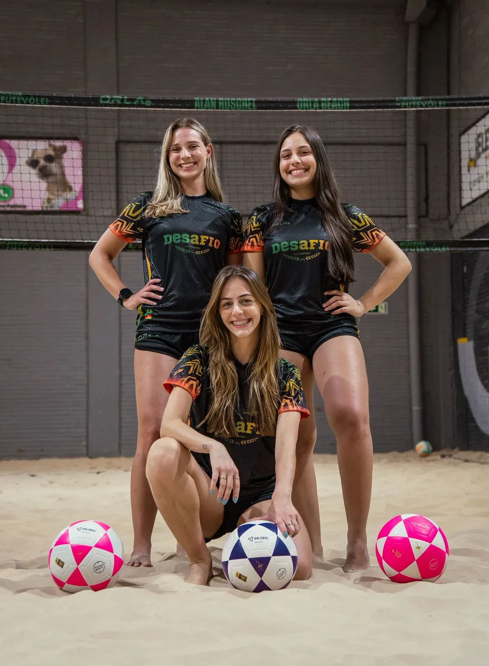 Trio feminino de futevôlei com uniforme personalizado Desafio dos Campeões